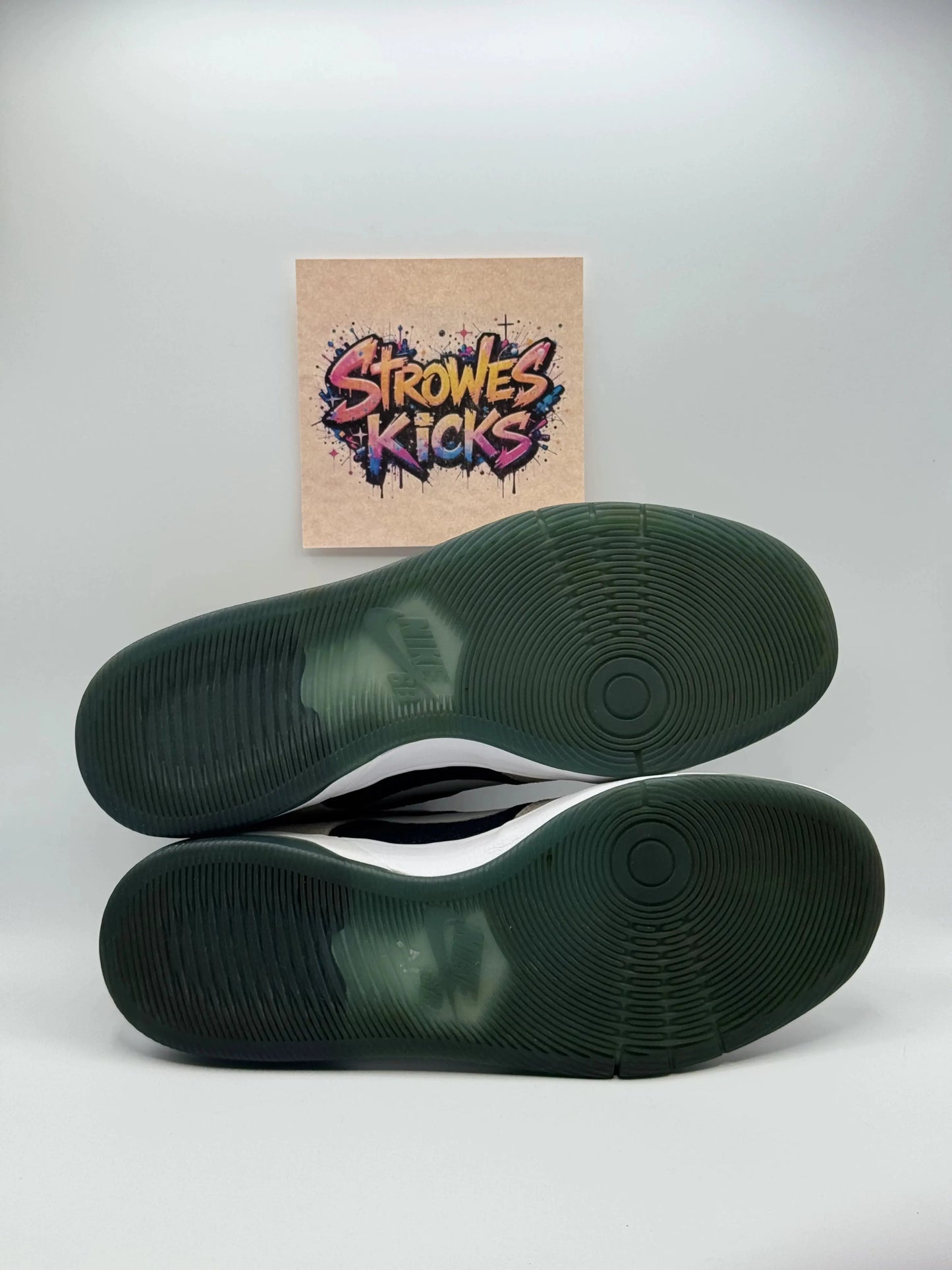 Nike SB Dunk Low Elite “Grey Obsidian” Sample Strowes Kicks