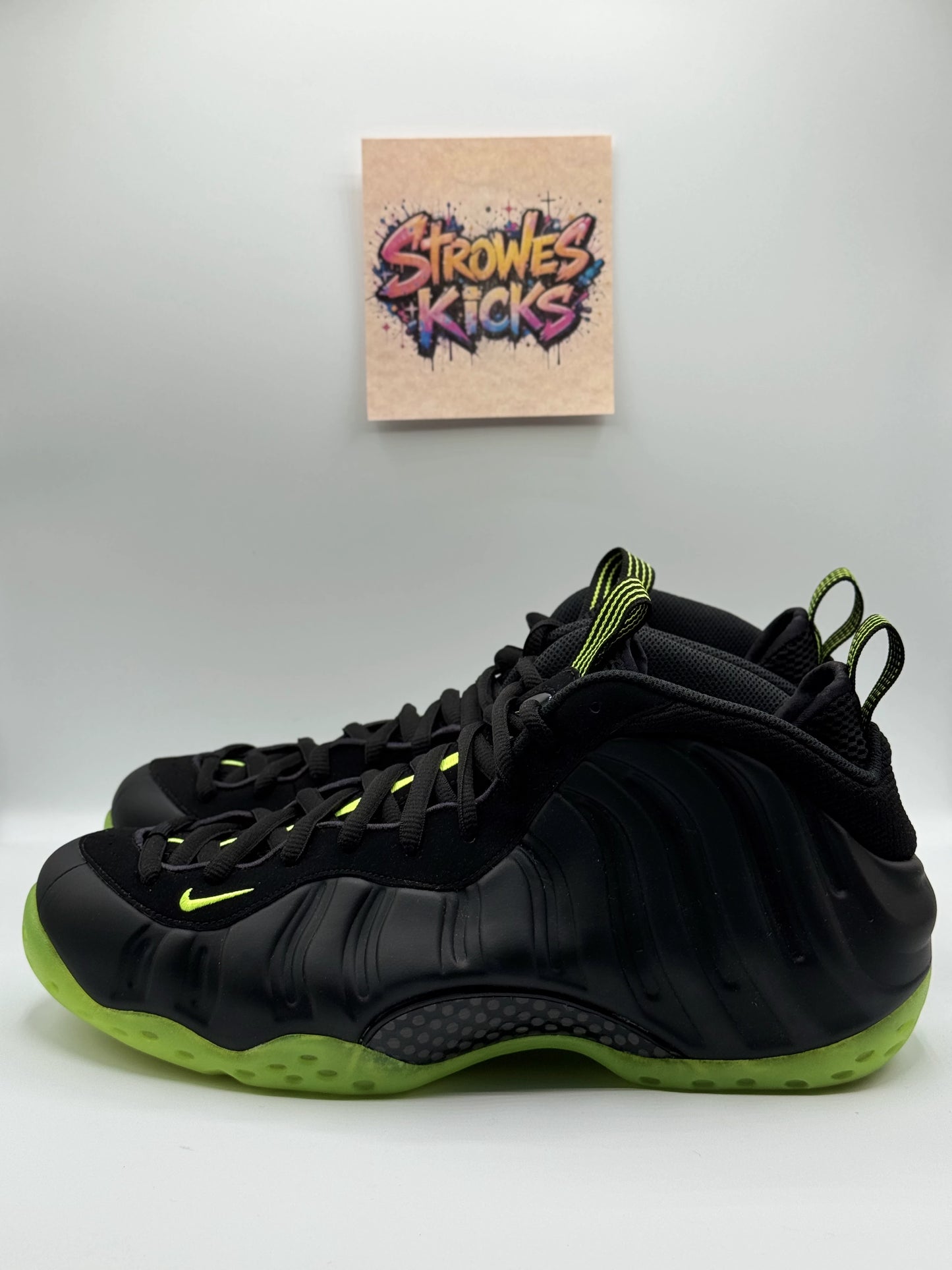 Nike Foamposite One “Black Volt”