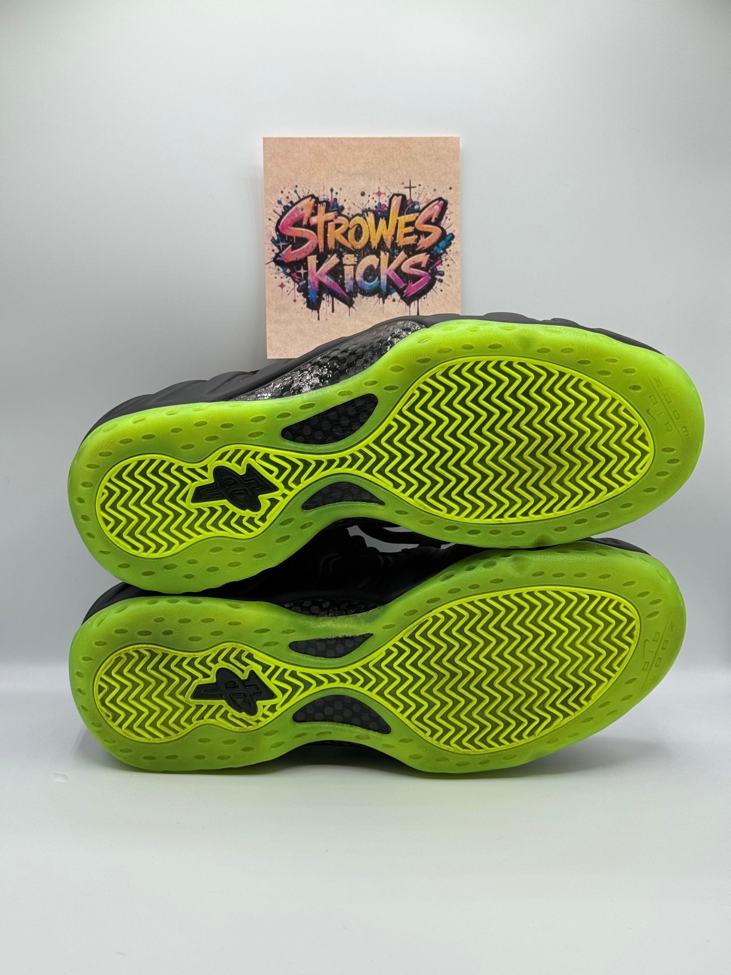 Nike Foamposite One “Black Volt”