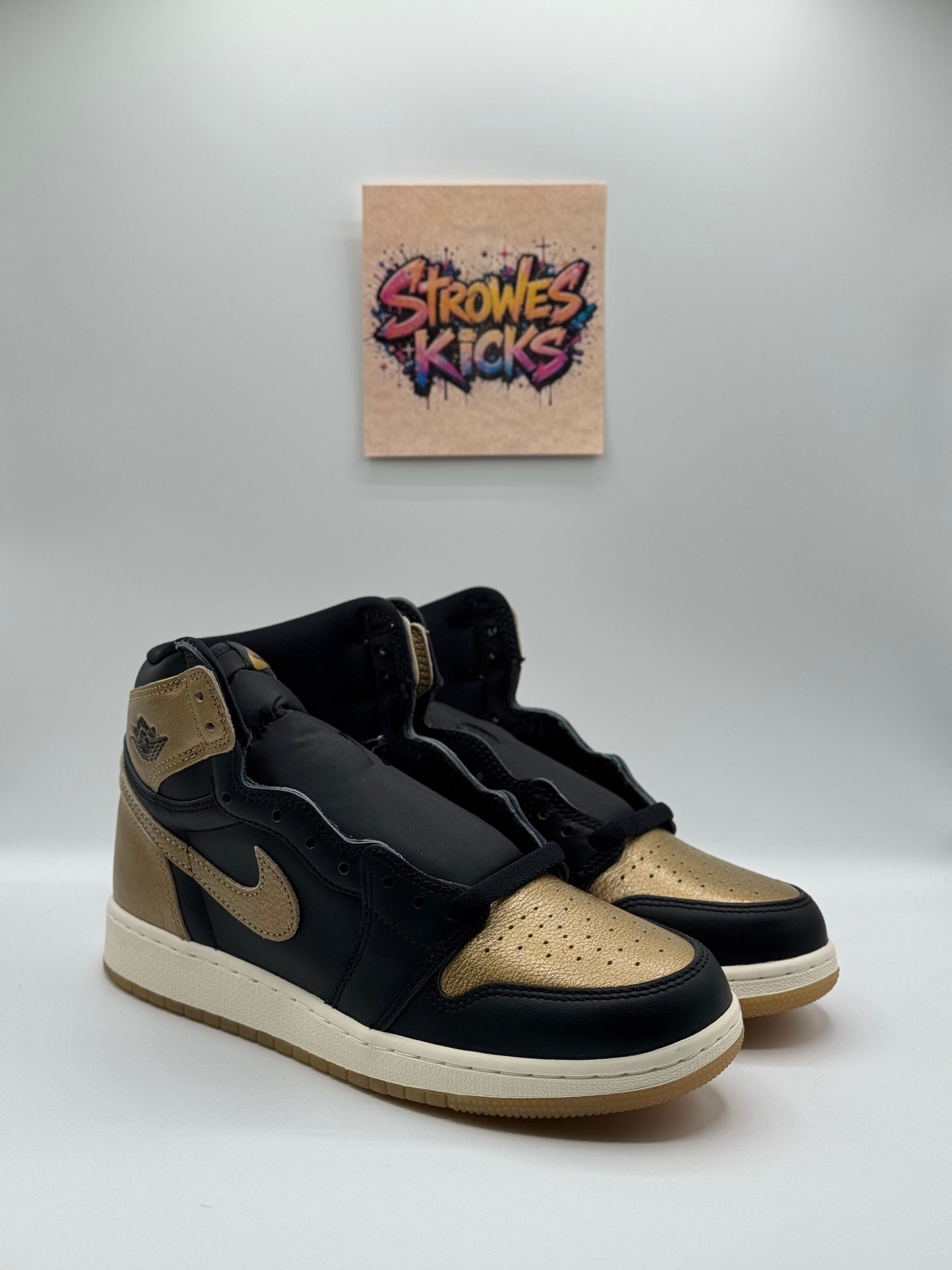 Jordan 1 “Black Metallic Gold” GS