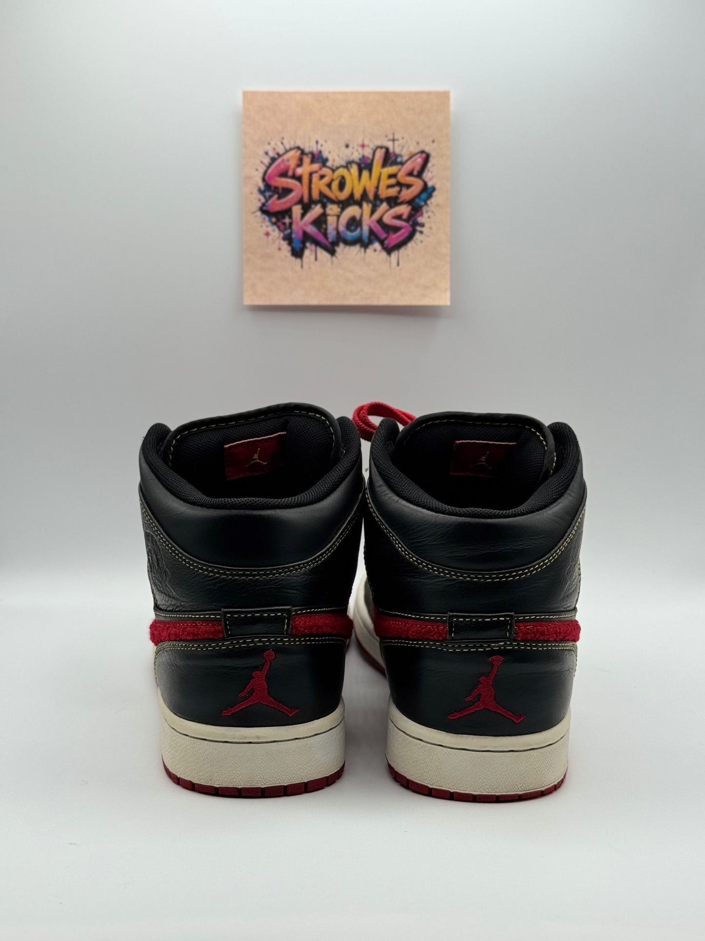 Jordan 1 Retro “Phat Premier Maize”