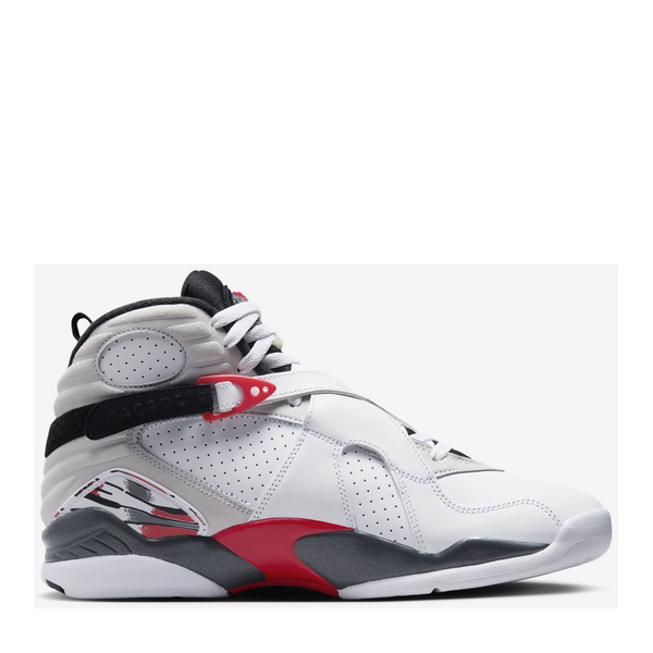 Jordan 8 Bugs Bunny Strowes Kicks